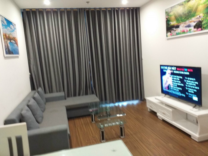 Cho thuê CC Vinhomes West Point - Phạm Hùng căn 3PN full nội thất giá 18.5tr